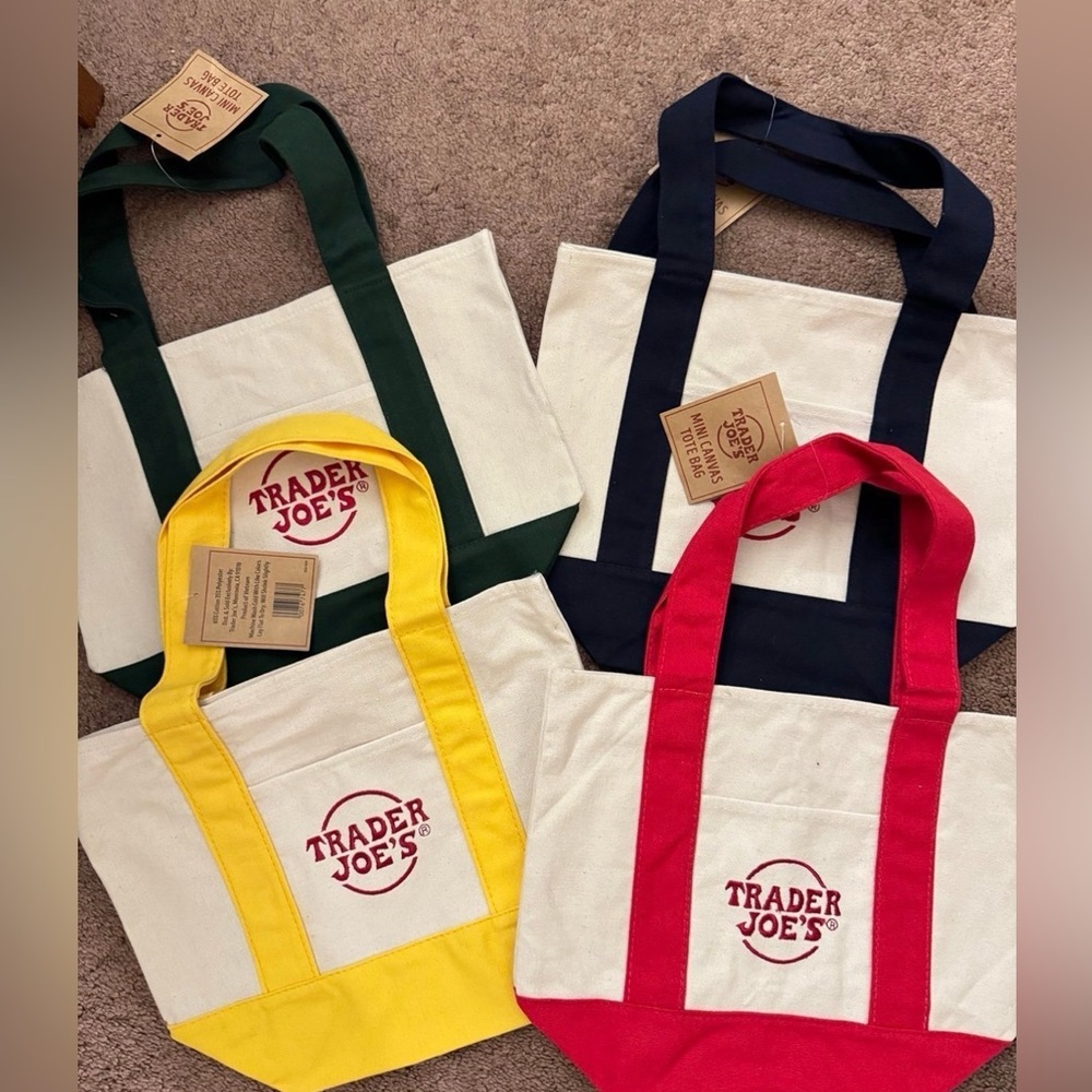 Trader Joes mini Canvas bag NWT, 4 bags